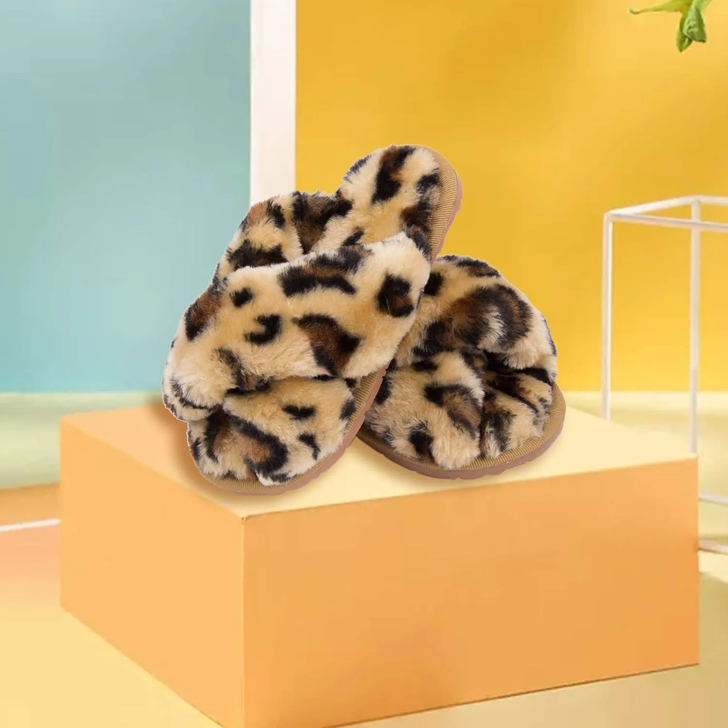 ISZPLUSH Girl's Fluffy Slippers Kids' Fuzzy Slippers Slide Sandals Leopard Tie Dye Cross Band Plush Open Toe Slip on House Bedroom Slippers