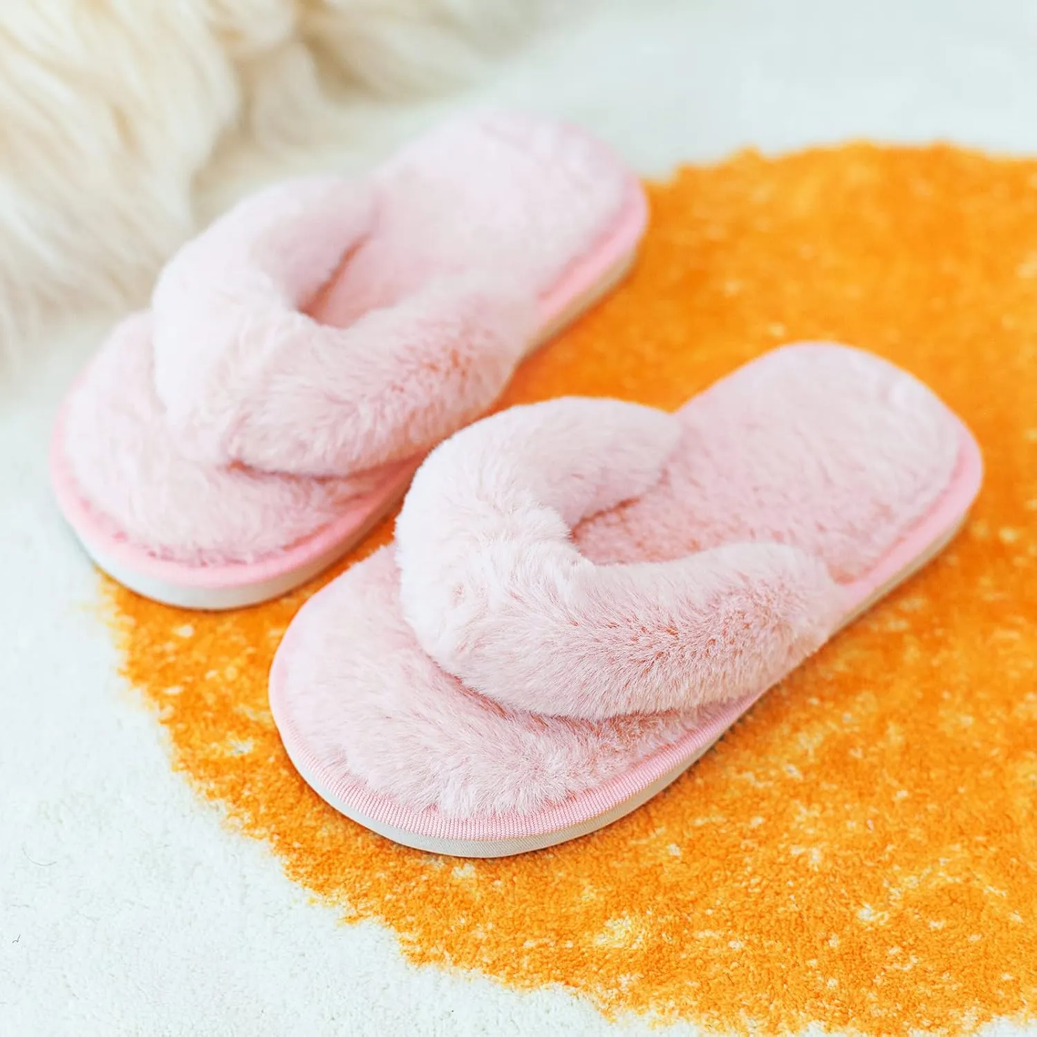 techcity Boys Girls Fuzzy Flip Flop Slippers Kids Cute Soft Comfy Open Toe Fluffy Slip On Thong Flat Sandals House Home Fur Slides Indoor Outdoor