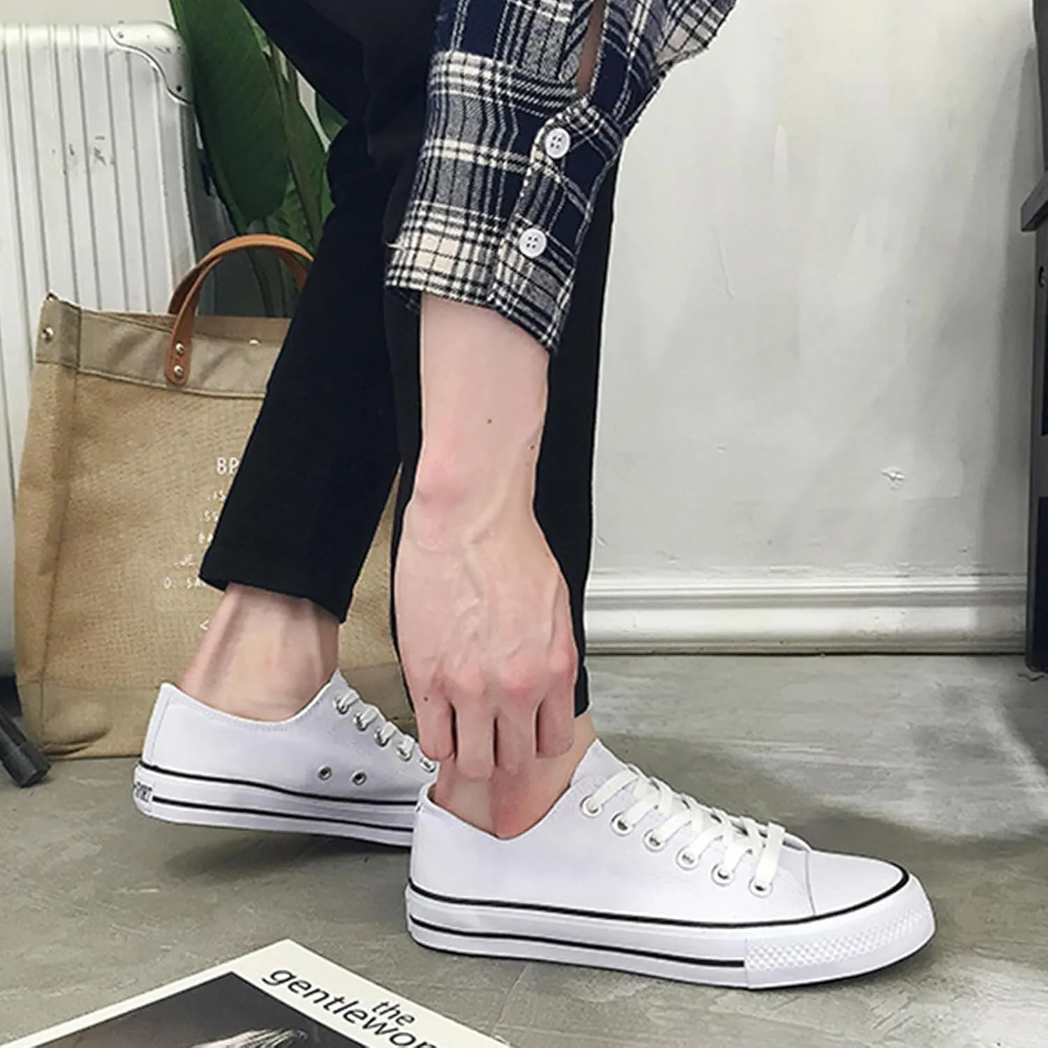 Unisex Canvas Shoes,Low Top and Lace up Fashion Casual Sneakers Black and White Casual Tennis Shoes Classic Walking Shoes (A White,Women 11/Men 9)