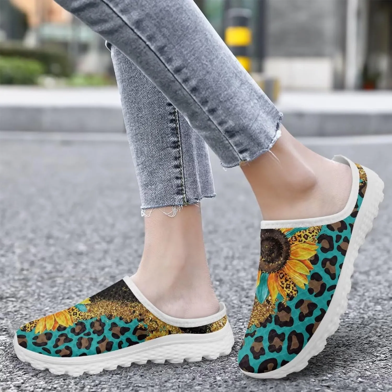 Women's Backless Walking Sneakers Slip-on Mule Shoes Closed Toe Slippers Lightweight Anti Skid Footwear