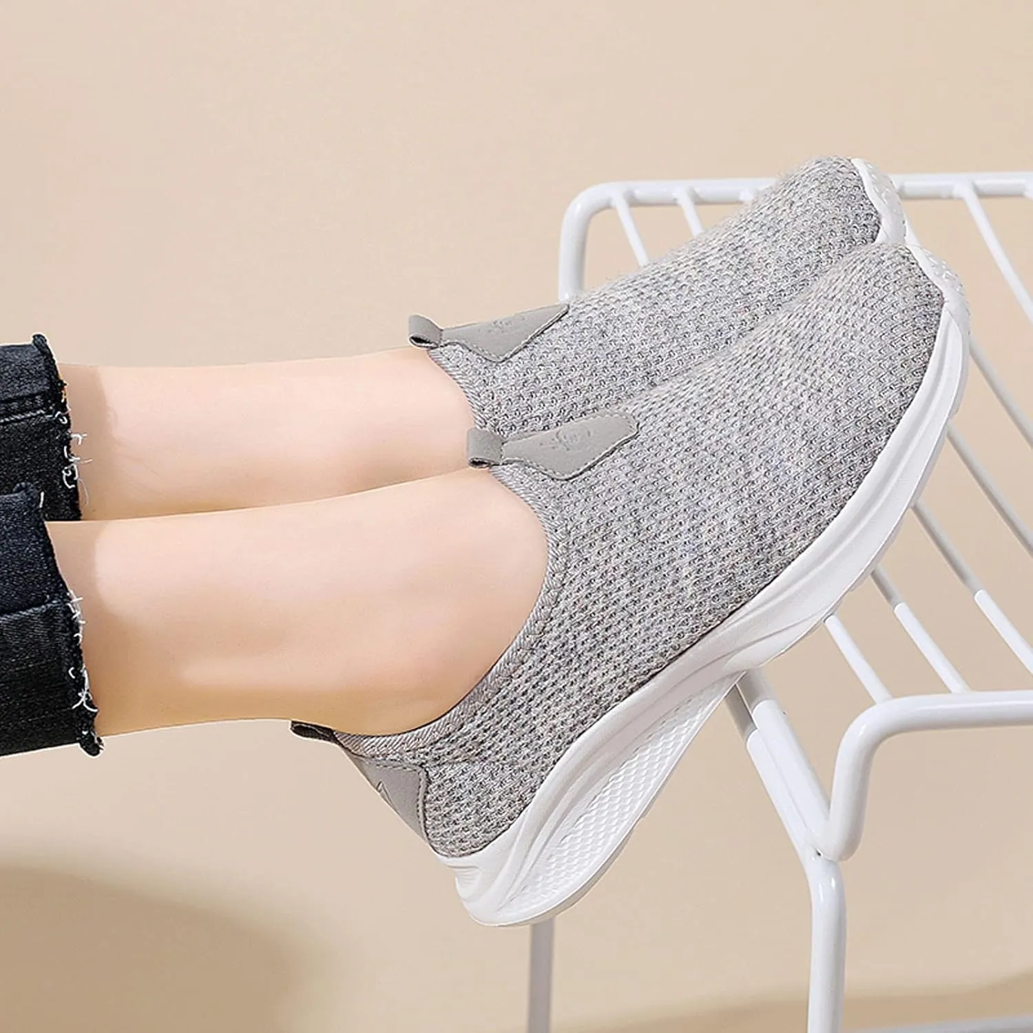 Womens Running Shoes Lightweight Tennis Shoes Non Slip Walking Shoes Women Wide Casual Slip On Shoes Casual Sneakers Waterproof Tennis Shoe Loafers Shoe