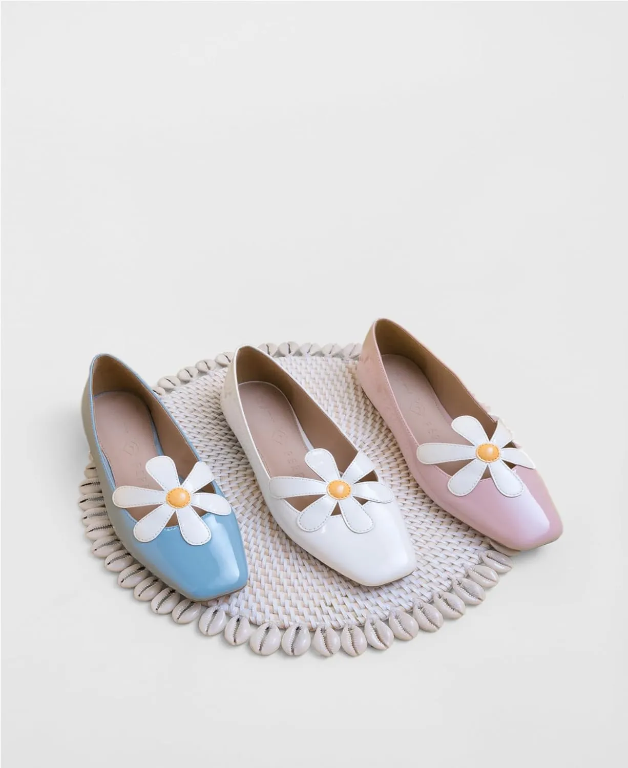 Women's The Evie Daisy Flat